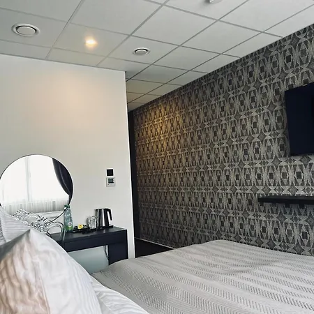 Szálloda Firstclass Event & *