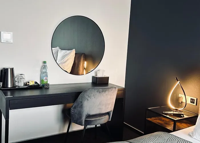 Firstclass Event & *